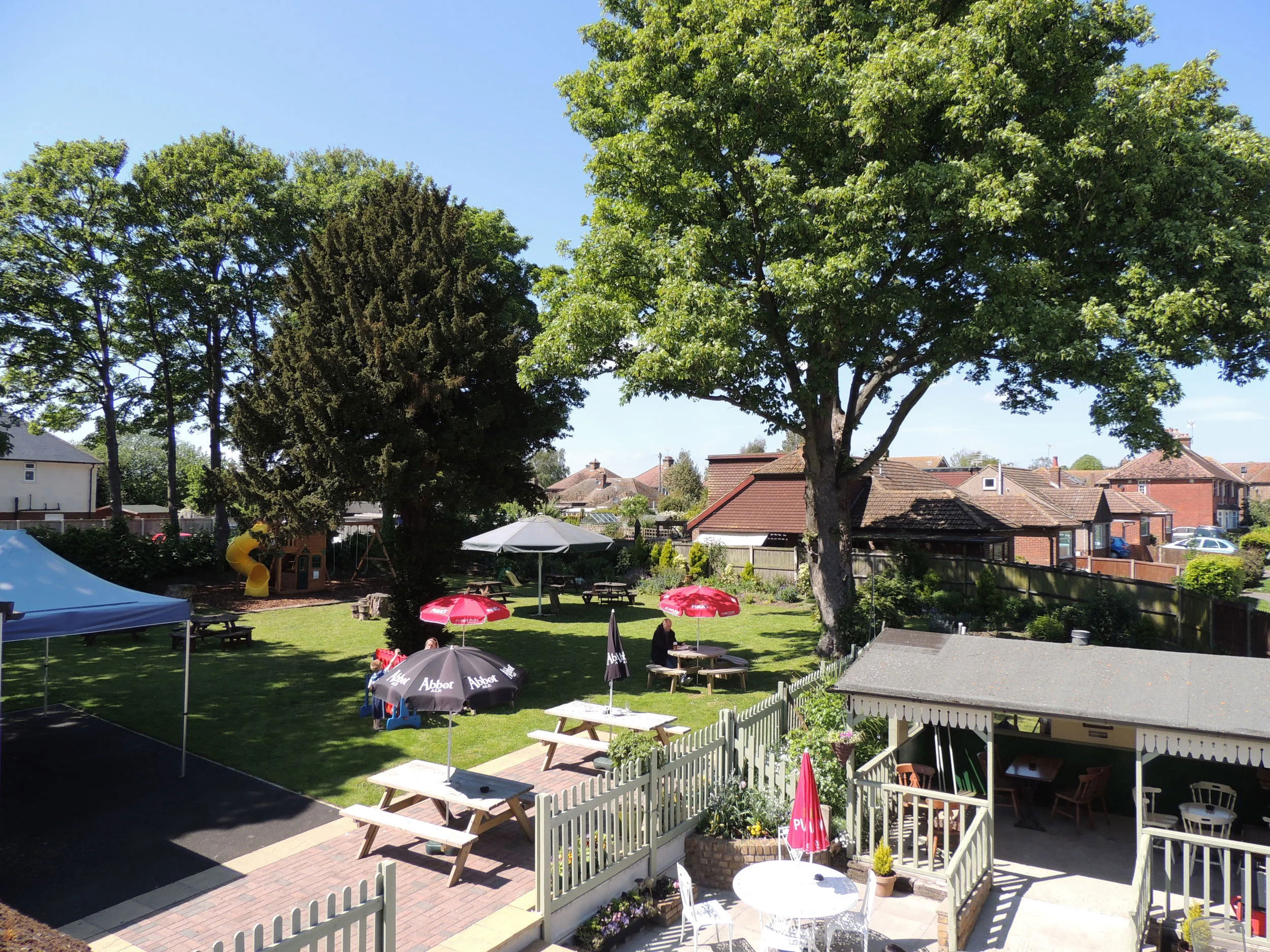 The garden at The New Inn, Minster